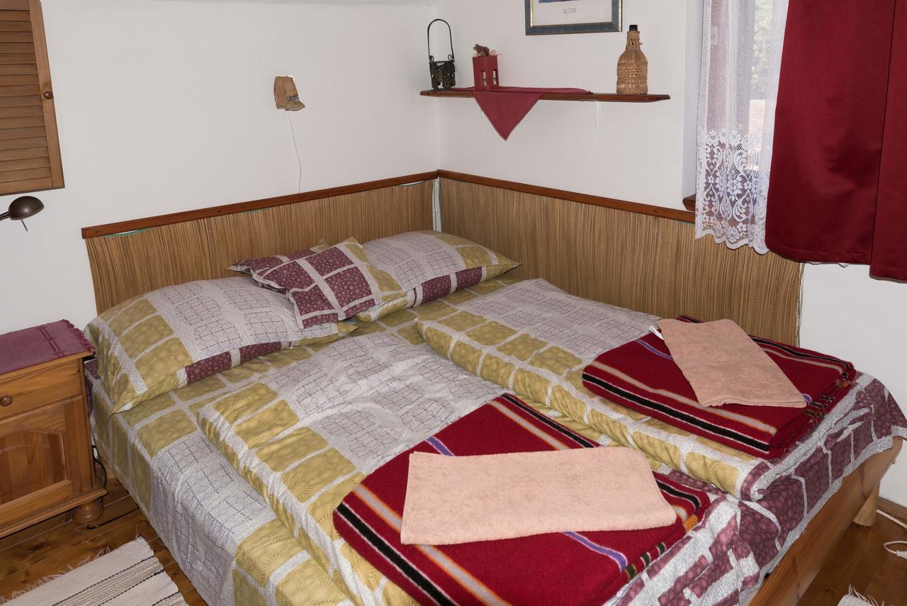 Pataky Borporta Bed & Breakfast Tarcal Eksteriør bilde