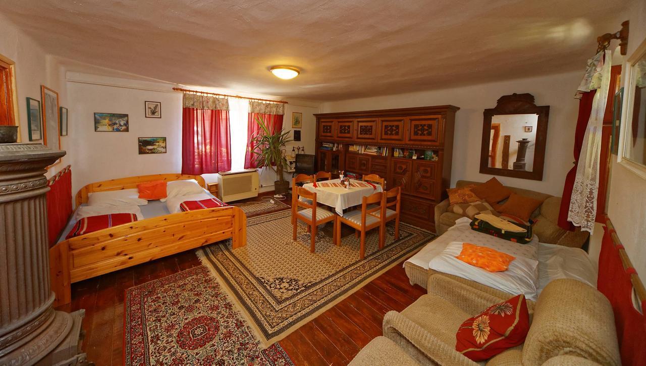 Pataky Borporta Bed & Breakfast Tarcal Eksteriør bilde